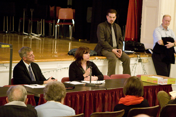 Federal Agency fort Toxic Subsstances and Disease Registry reponds to Senatoor Lauitenberg's staff questions. Bog Spiegel, (L) head of Edison Wetlands Association and Jeff Winkler Chairman of CCPL don't look like they're buying it.