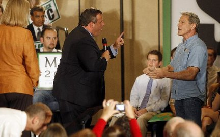 Christie gets big in California (photo credit: Star Ledger)