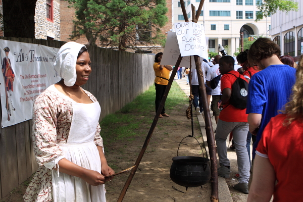 Trenton's Historic Barracks fundraising at May 33, 2010 protest