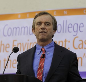 Robert F. Kennedy, Jr. delivers keynote at Bergen Community College