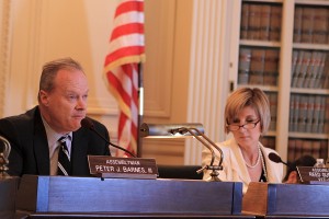 Asemblyman Barnes (D-Middlesex) (L) and sponsor Assemblywoman Wagner (D-Bergen)