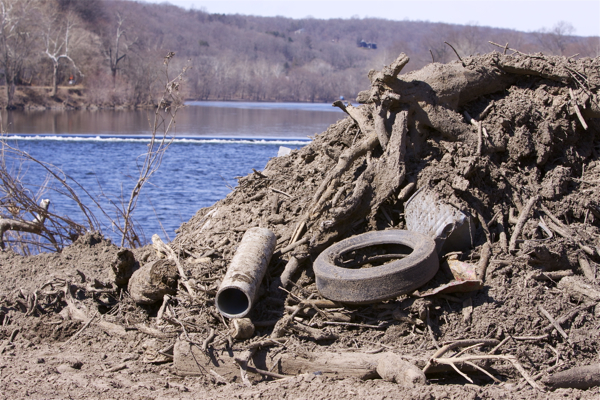 illegal solid waste dumped along Delaware River in Bulls Island SP